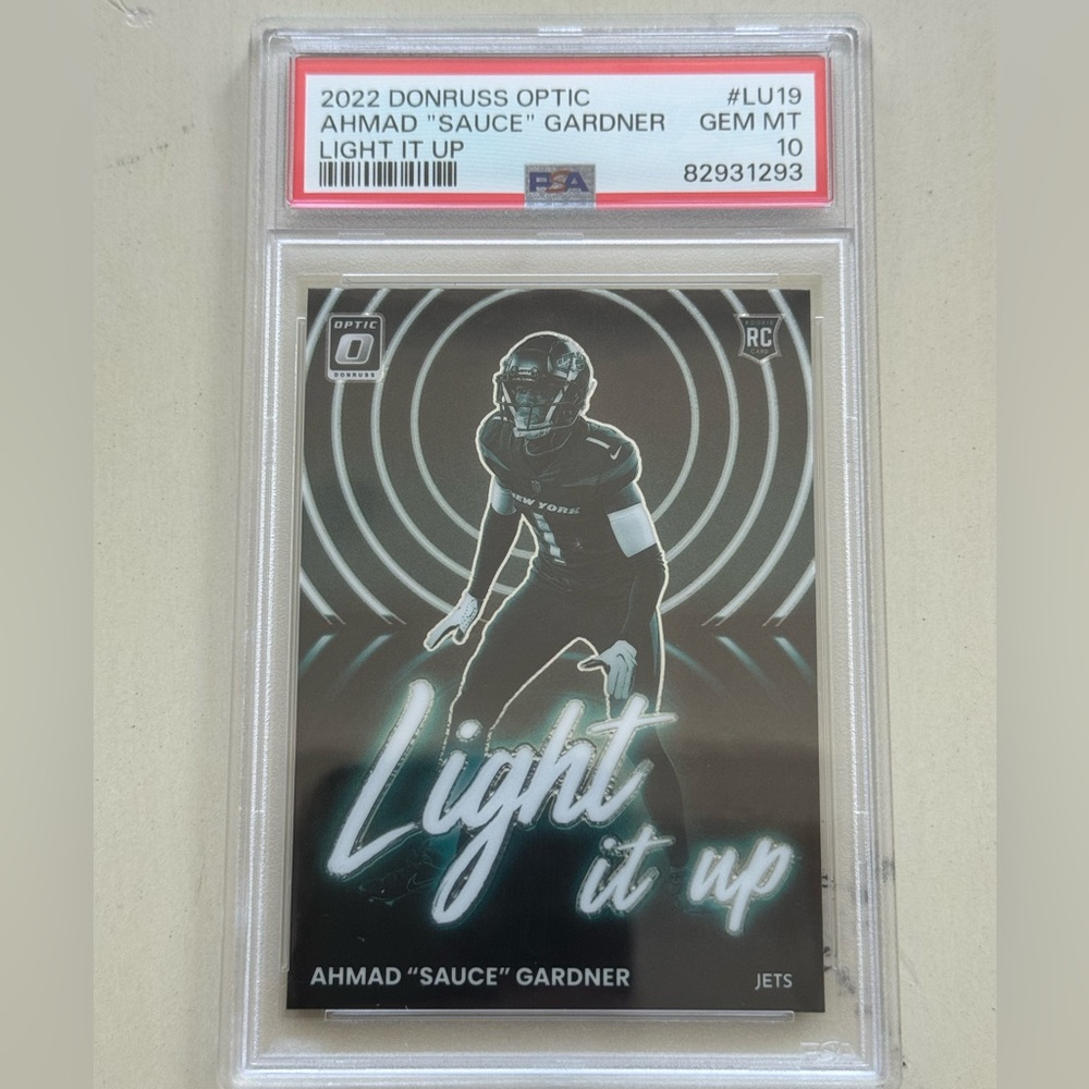 2022 Donruss Optic Ahmad Sauce Gardner Light it Up #LU19 PSA 10 Jets